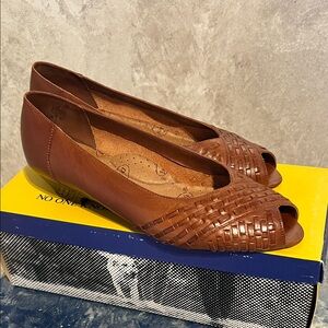 Dr. Scholl's Brown Woven Peep-Toe Flats